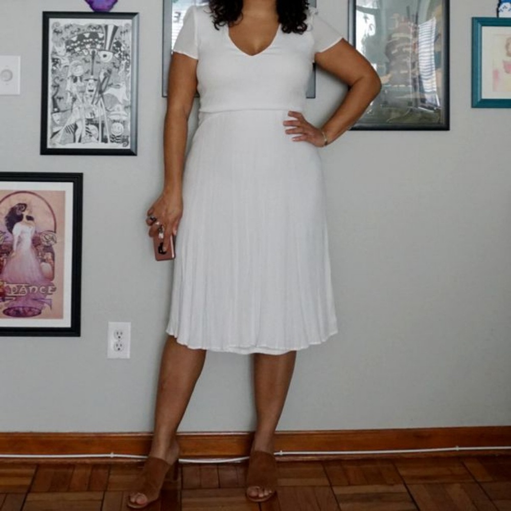 WAYF White Midi Dress - Sz Large